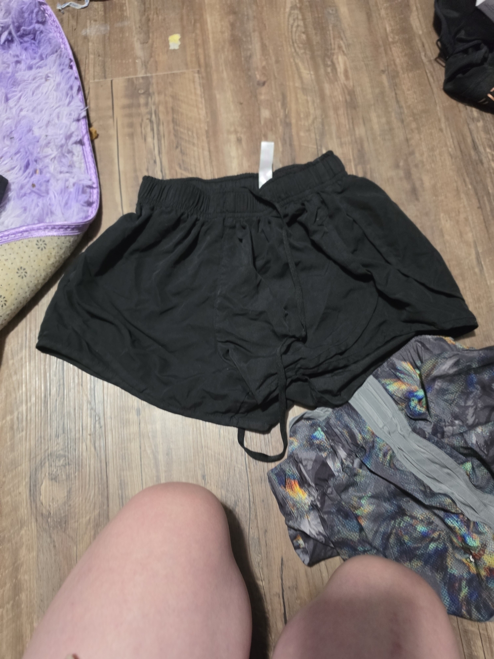 Women’s Black Elastic-Waist Drawstring Shorts